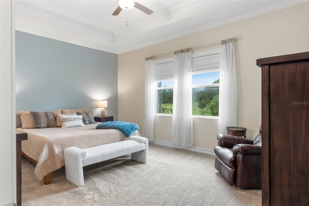 For Sale: $525,000 (2 beds, 2 baths, 2264 Square Feet)