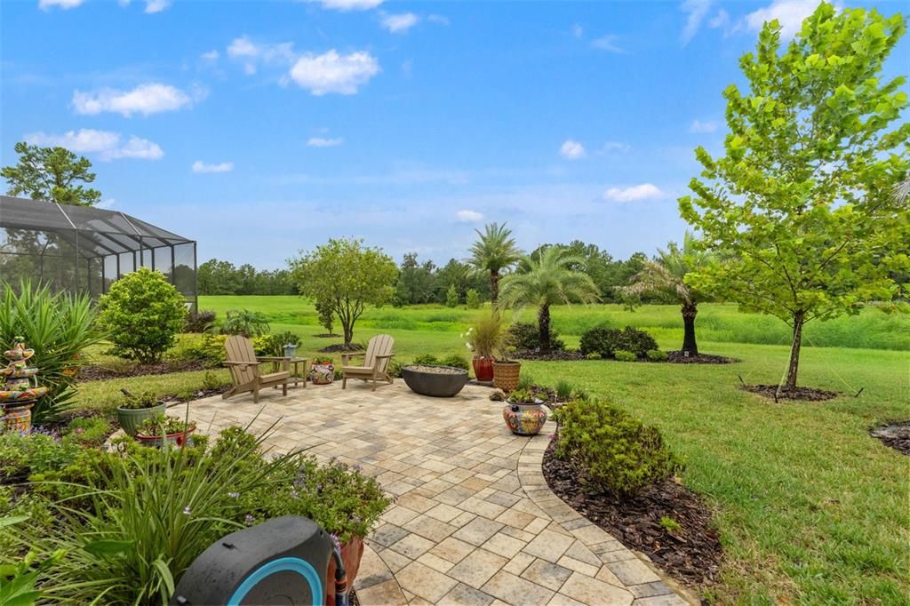 For Sale: $525,000 (2 beds, 2 baths, 2264 Square Feet)