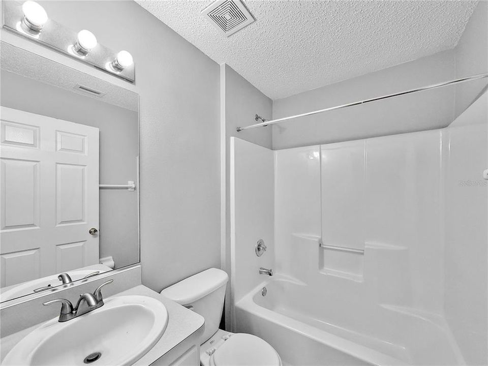 For Rent: $1,835 (3 beds, 2 baths, 1273 Square Feet)
