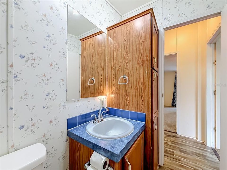 На продажу: $260,000 (3 спален, 2 ванн, 1728 Квадратных фут)