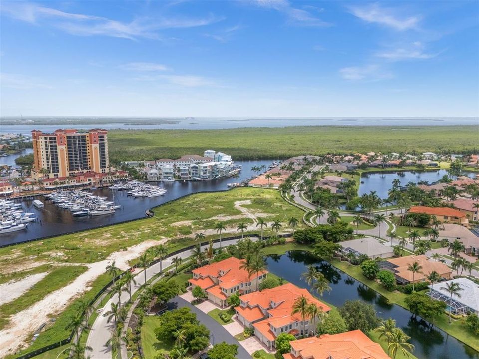 For Sale: $475,000 (3 beds, 2 baths, 1496 Square Feet)