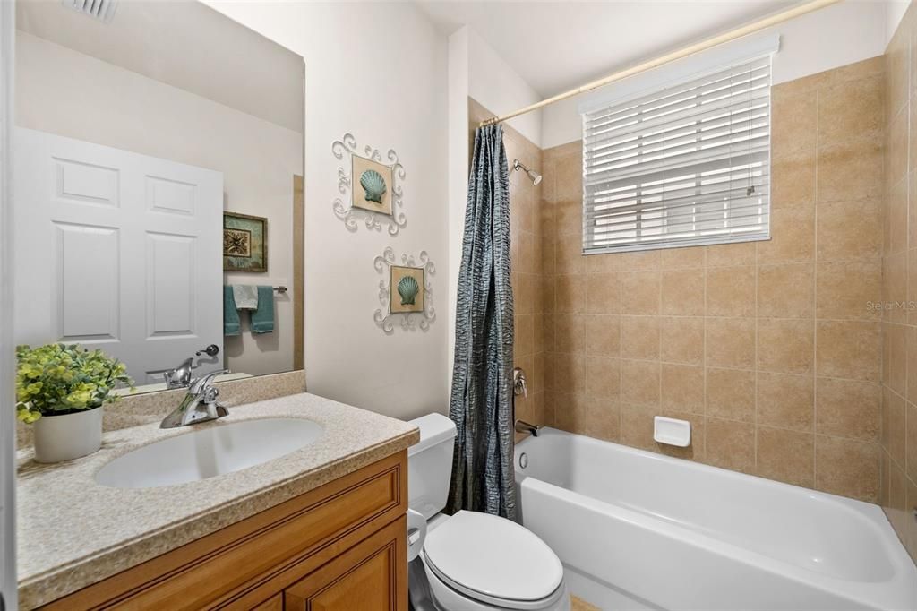 For Sale: $475,000 (3 beds, 2 baths, 1496 Square Feet)