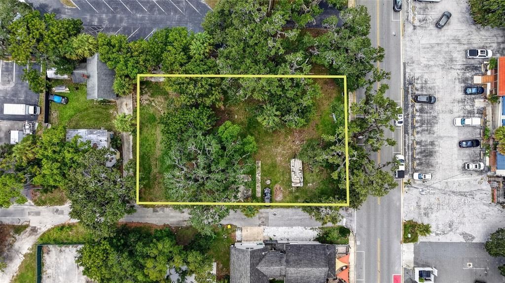 待售: $849,000 (0.44 acres)