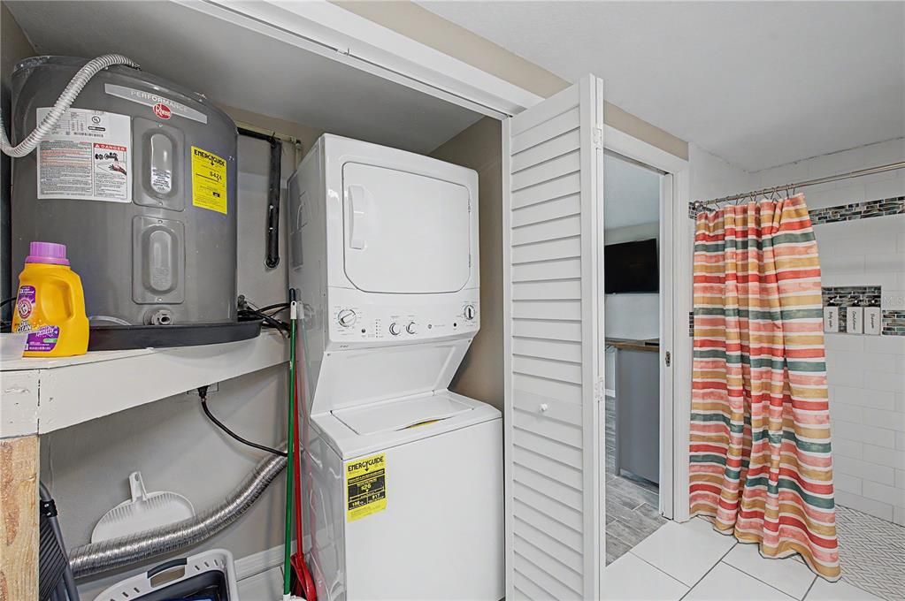 En Venta: $345,000 (3 camas, 2 baños, 1176 Pies cuadrados)