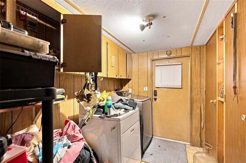 На продажу: $229,900 (3 спален, 2 ванн, 1680 Квадратных фут)