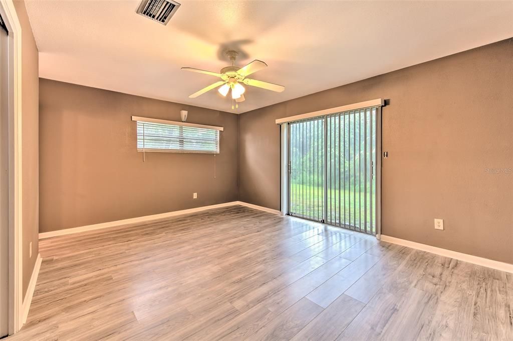 For Sale: $450,000 (2 beds, 2 baths, 1588 Square Feet)