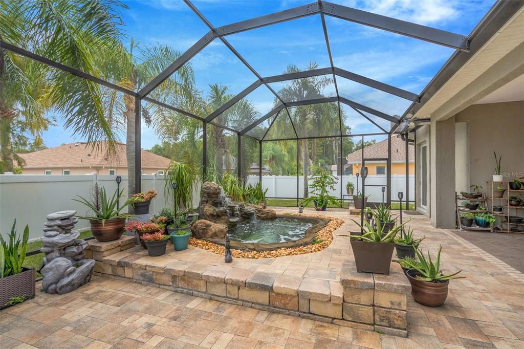 En Venta: $675,000 (3 camas, 3 baños, 2636 Pies cuadrados)