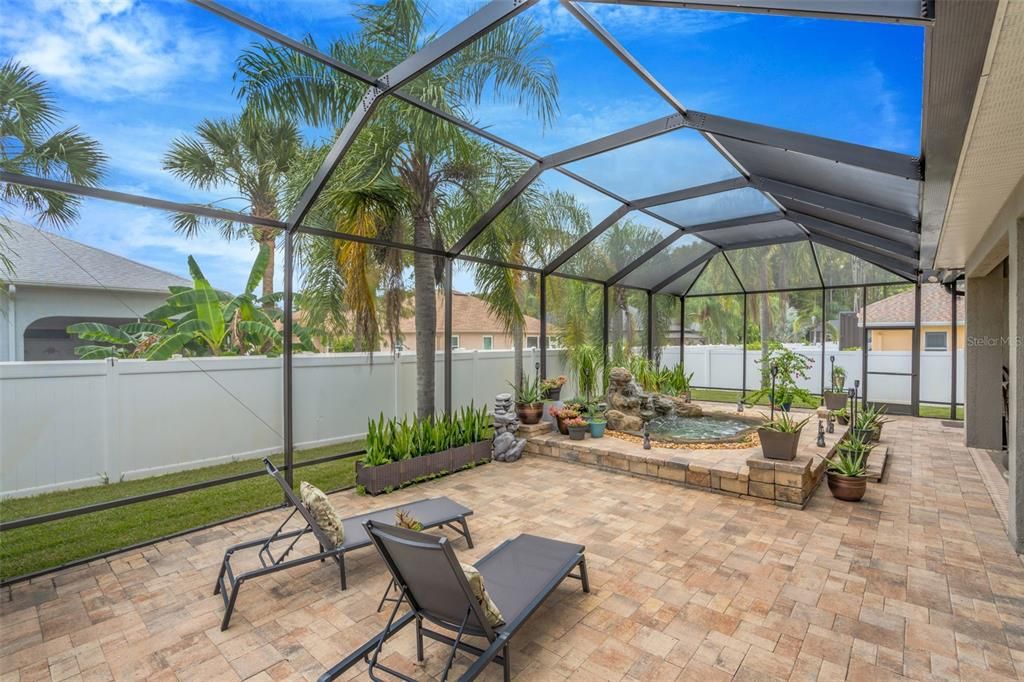 En Venta: $675,000 (3 camas, 3 baños, 2636 Pies cuadrados)