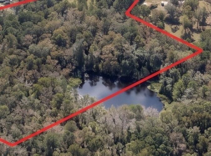 En Venta: $1,500,000 (23.11 acres)