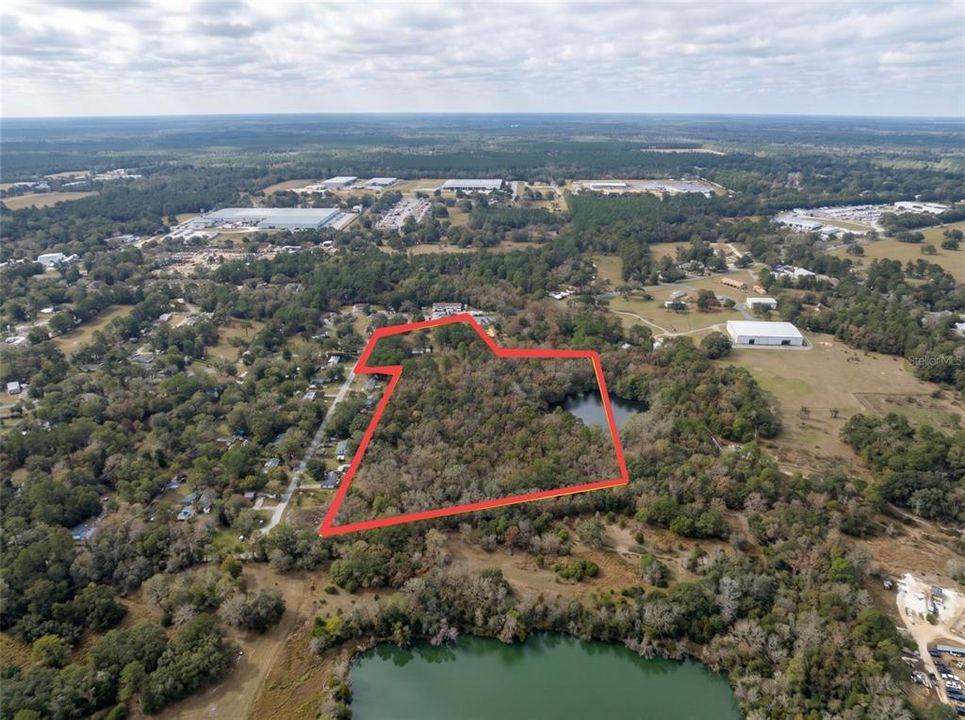 En Venta: $1,500,000 (23.11 acres)