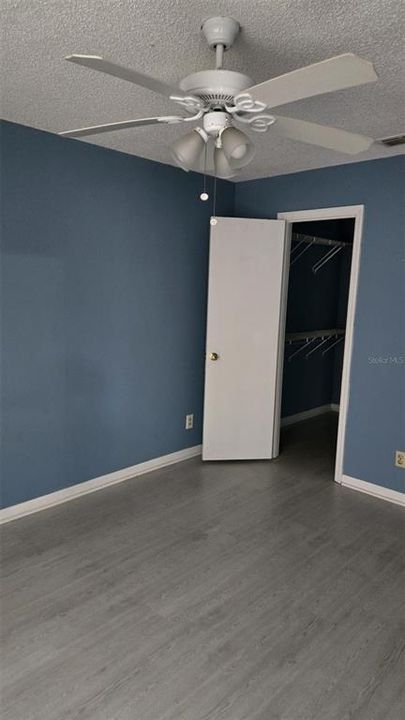 В аренду: $1,300 (2 спален, 2 ванн, 934 Квадратных фут)