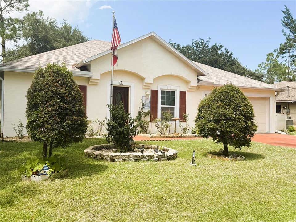 For Sale: $279,900 (3 beds, 2 baths, 1368 Square Feet)