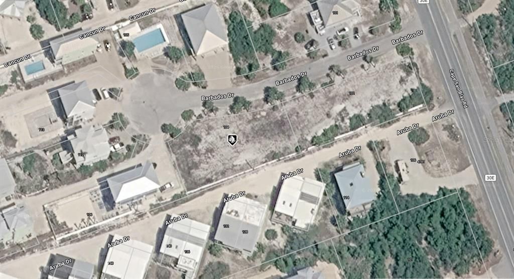 На продажу: $380,000 (0.29 acres)