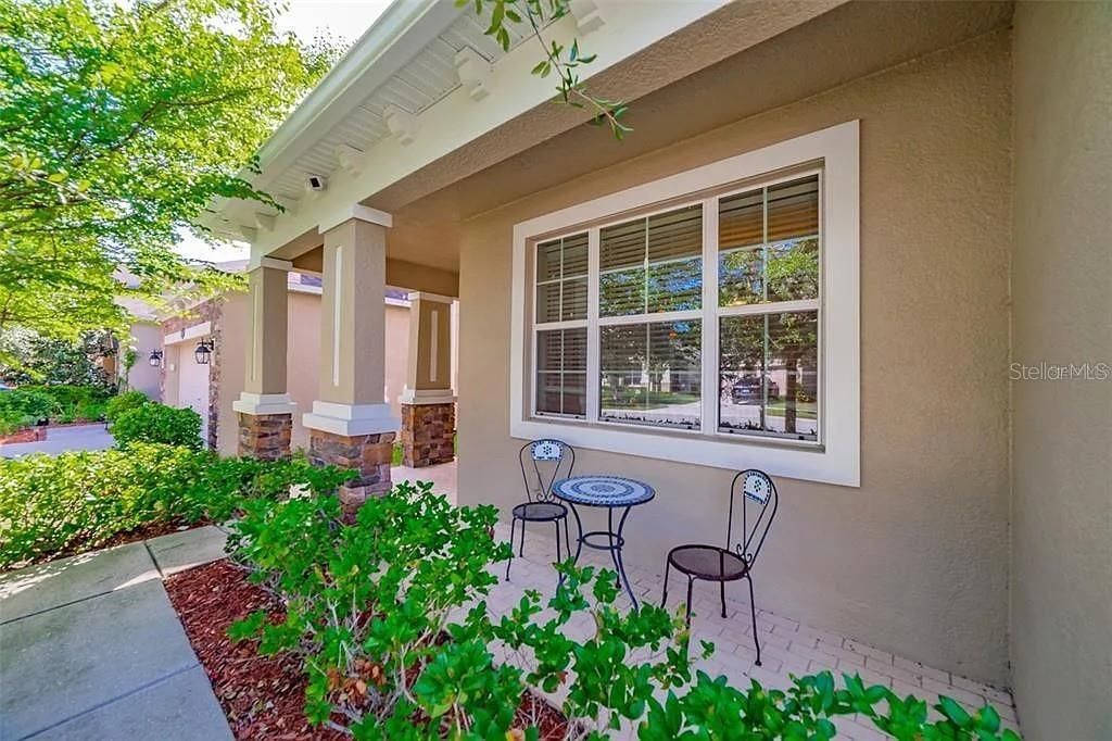 For Sale: $699,999 (5 beds, 3 baths, 4129 Square Feet)