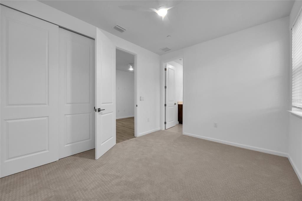 В аренду: $3,800 (3 спален, 3 ванн, 2004 Квадратных фут)