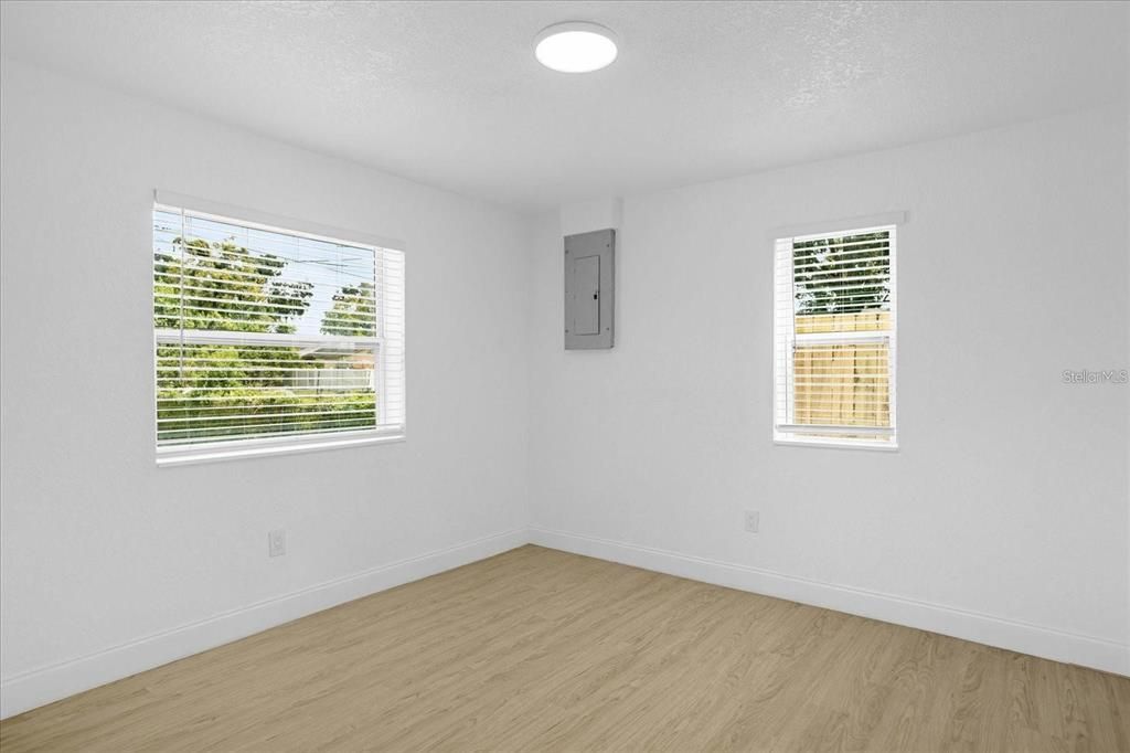 В аренду: $2,200 (3 спален, 1 ванн, 1156 Квадратных фут)