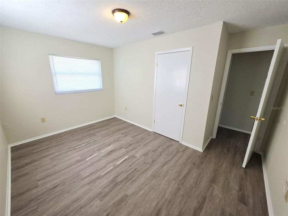 For Rent: $1,700 (3 beds, 2 baths, 1052 Square Feet)