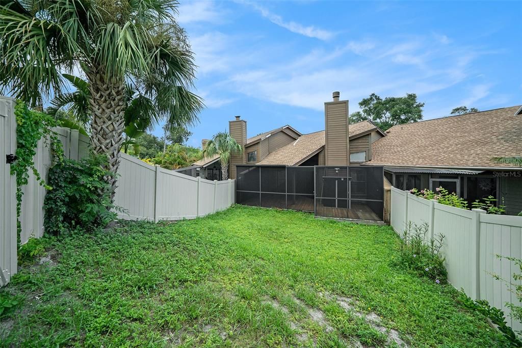 For Rent: $2,400 (2 beds, 2 baths, 1030 Square Feet)