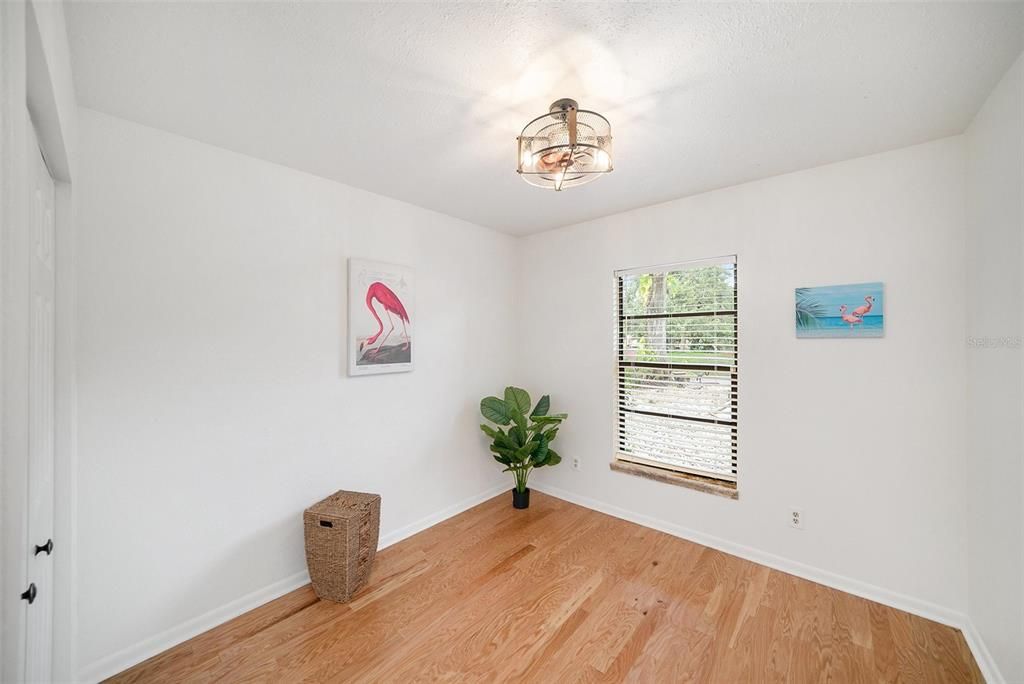 For Rent: $2,400 (2 beds, 2 baths, 1030 Square Feet)