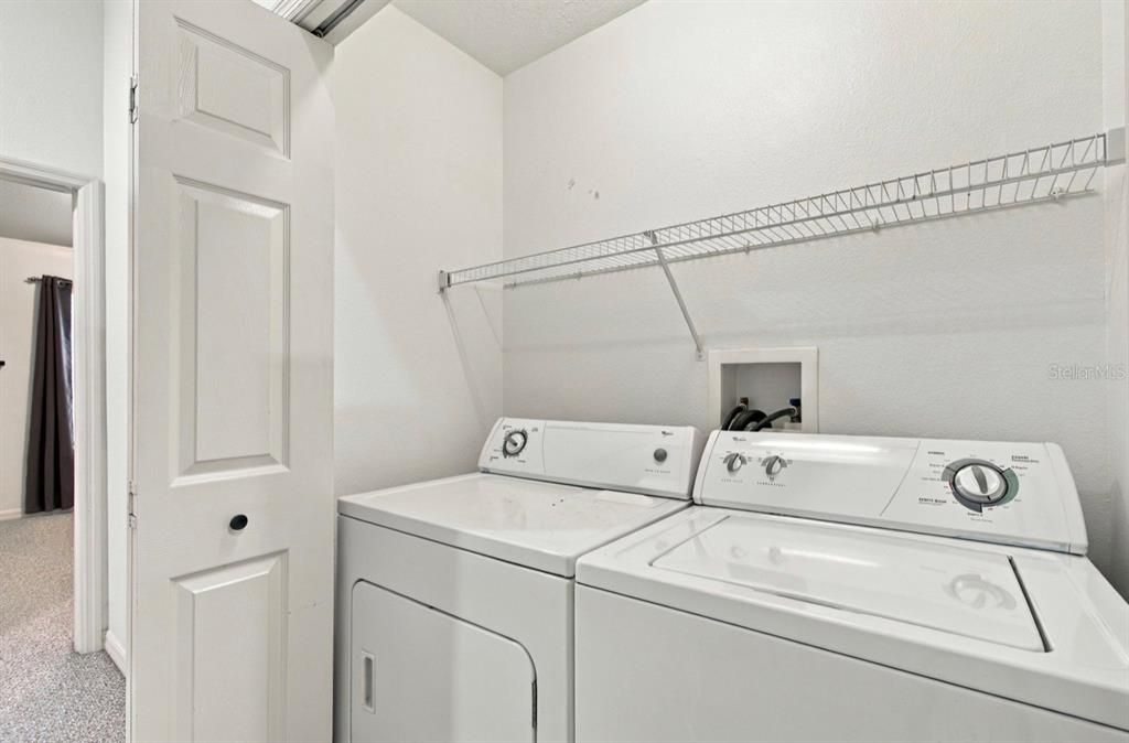 На продажу: $259,900 (2 спален, 1 ванн, 1240 Квадратных фут)