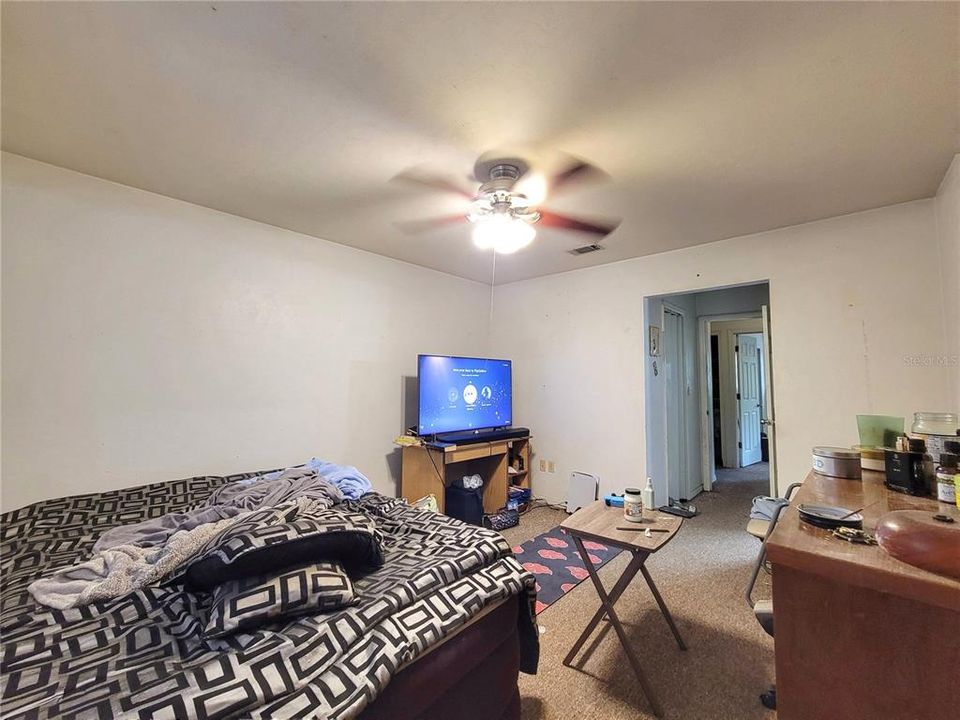 En Venta: $129,900 (3 camas, 2 baños, 1370 Pies cuadrados)