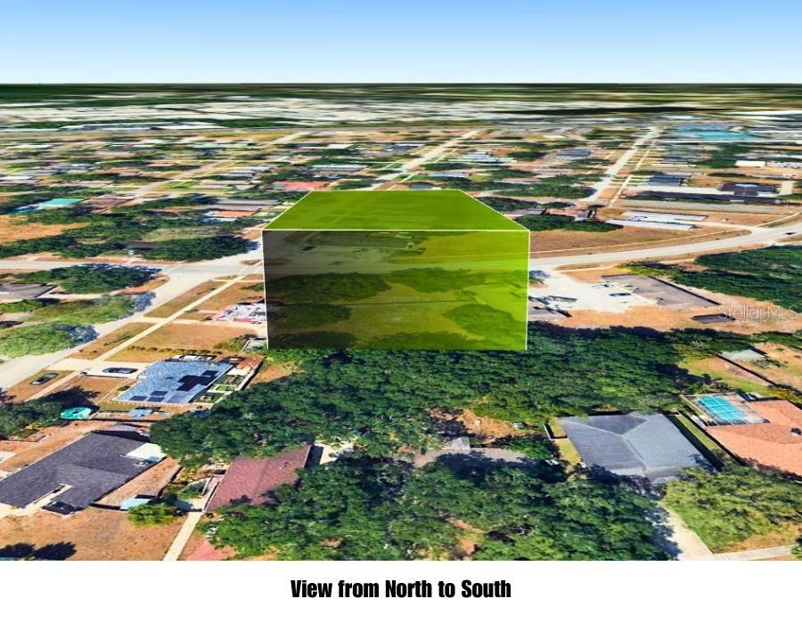 待售: $449,000 (0.47 acres)
