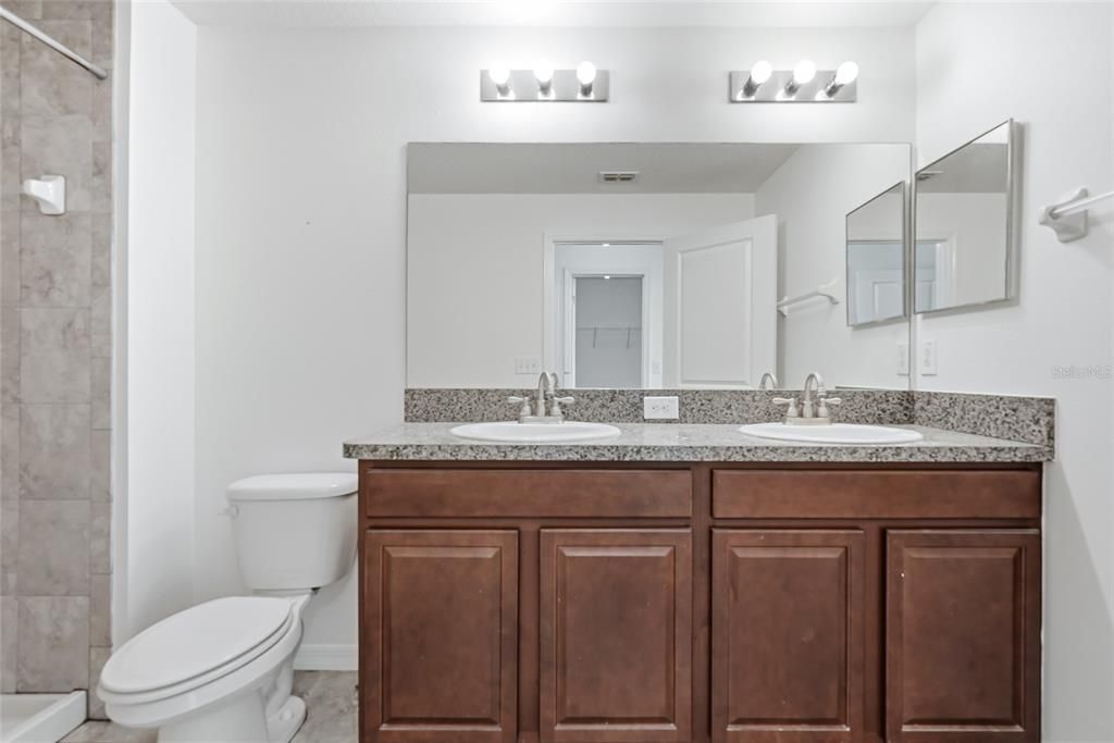For Sale: $249,000 (3 beds, 2 baths, 1668 Square Feet)