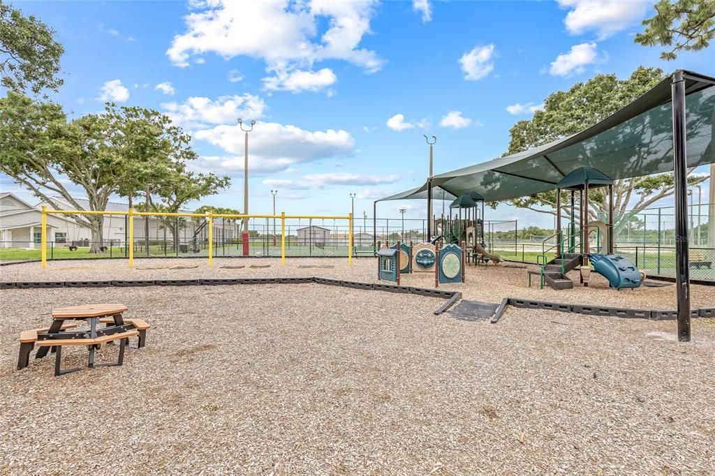 For Sale: $249,000 (3 beds, 2 baths, 1668 Square Feet)
