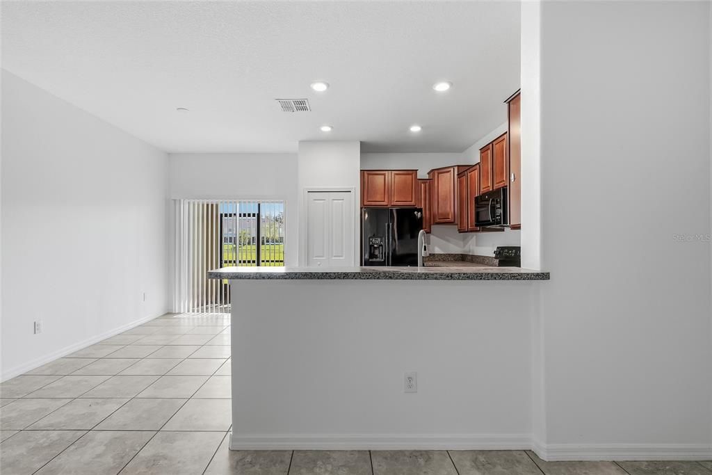 For Sale: $249,000 (3 beds, 2 baths, 1668 Square Feet)