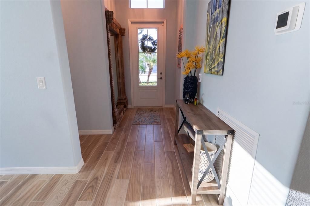 En Venta: $599,000 (3 camas, 3 baños, 2287 Pies cuadrados)
