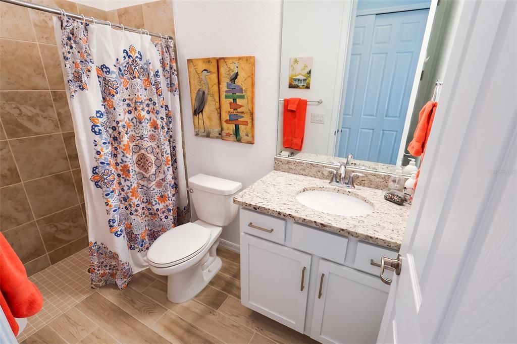 En Venta: $599,000 (3 camas, 3 baños, 2287 Pies cuadrados)