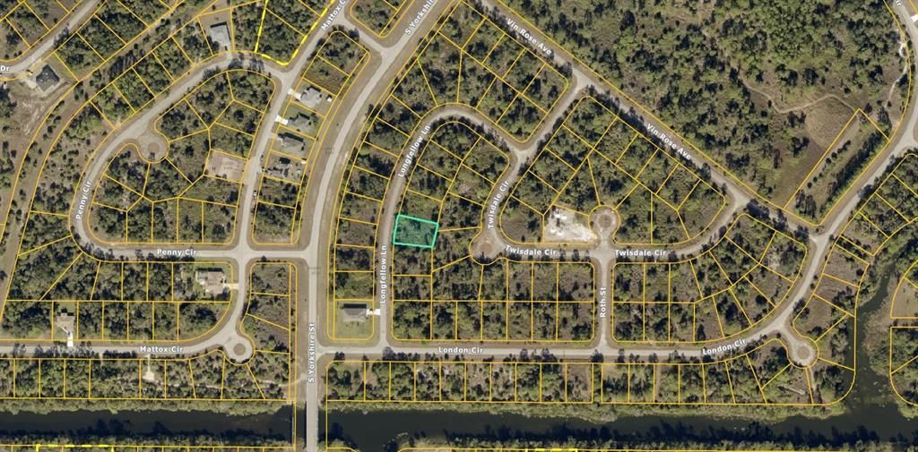En Venta: $13,000 (0.23 acres)