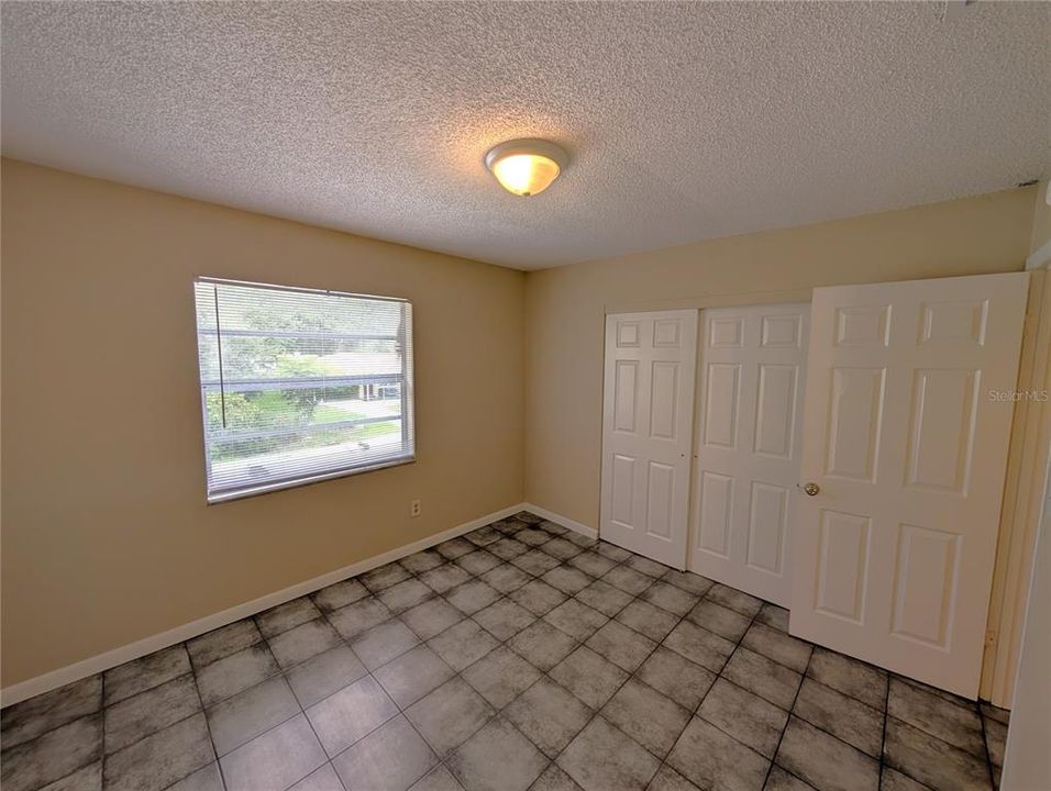 For Rent: $1,175 (2 beds, 1 baths, 702 Square Feet)