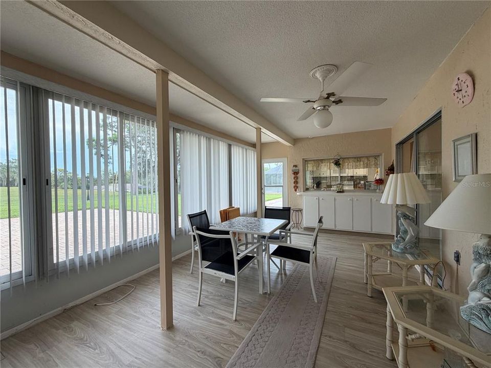 En Venta: $259,000 (2 camas, 2 baños, 1541 Pies cuadrados)