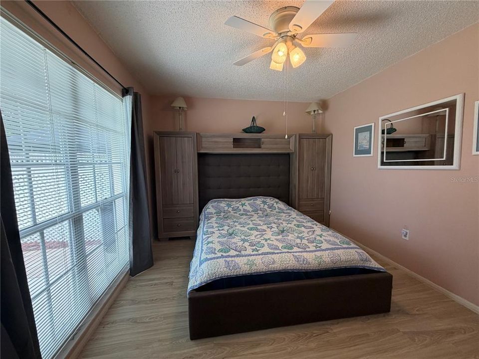 En Venta: $259,000 (2 camas, 2 baños, 1541 Pies cuadrados)