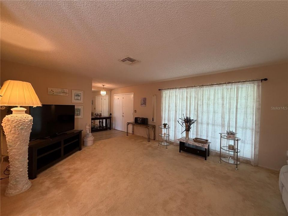 En Venta: $259,000 (2 camas, 2 baños, 1541 Pies cuadrados)