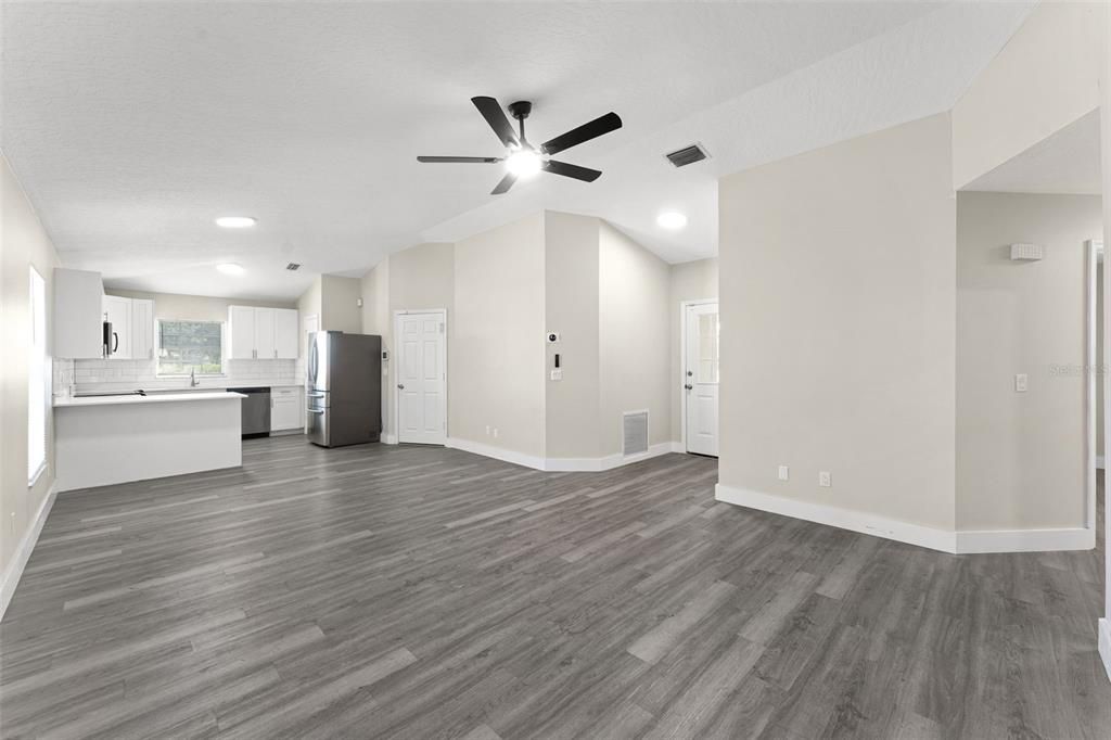 En Venta: $259,000 (3 camas, 2 baños, 1166 Pies cuadrados)