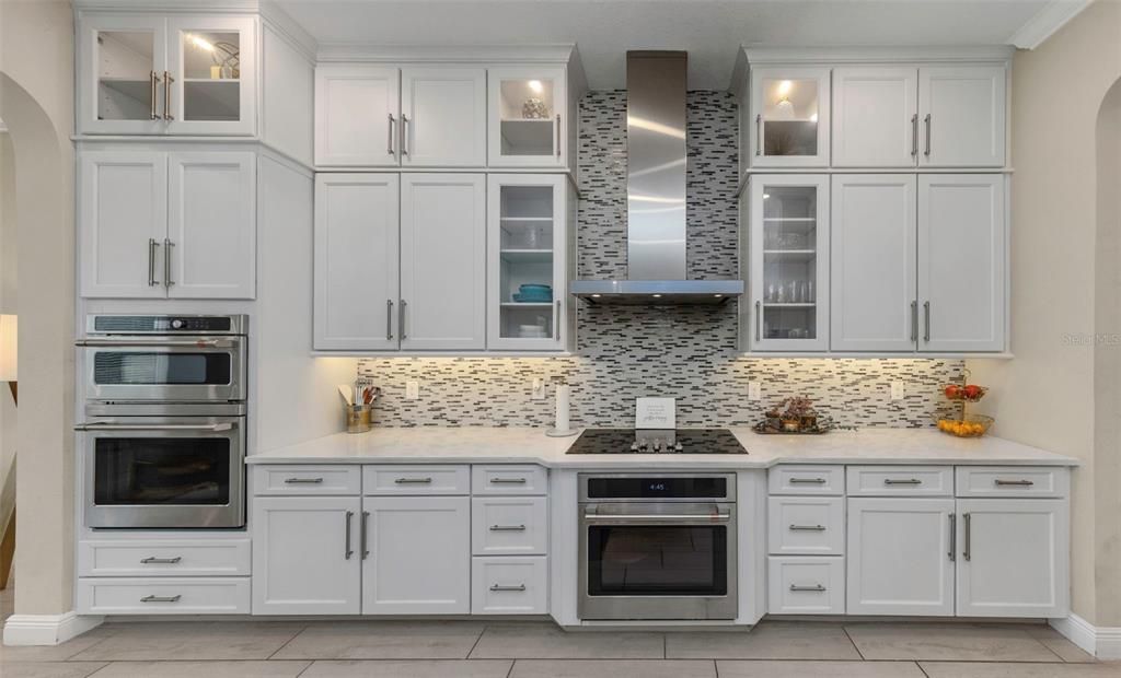 For Sale: $1,399,000 (6 beds, 4 baths, 5629 Square Feet)