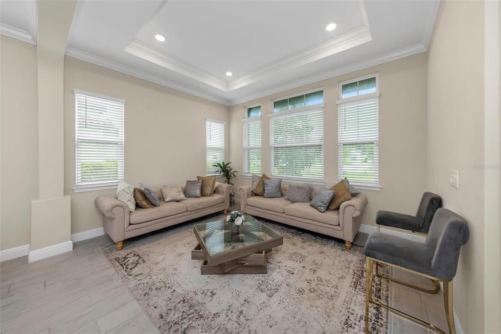 For Sale: $1,399,000 (6 beds, 4 baths, 5629 Square Feet)