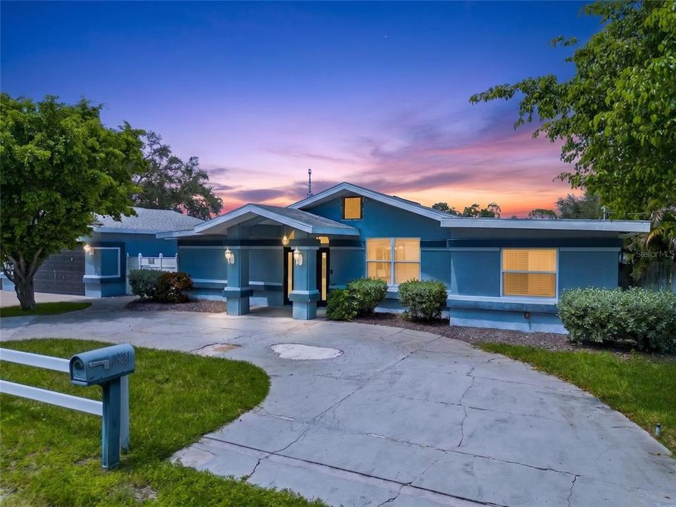 : $799,999 (4 beds, 3 baths, 2387 Square Feet)