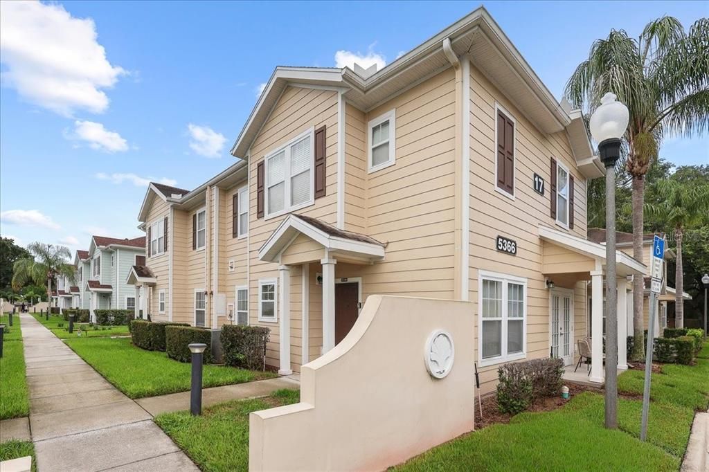 For Rent: $2,700 (4 beds, 3 baths, 1694 Square Feet)