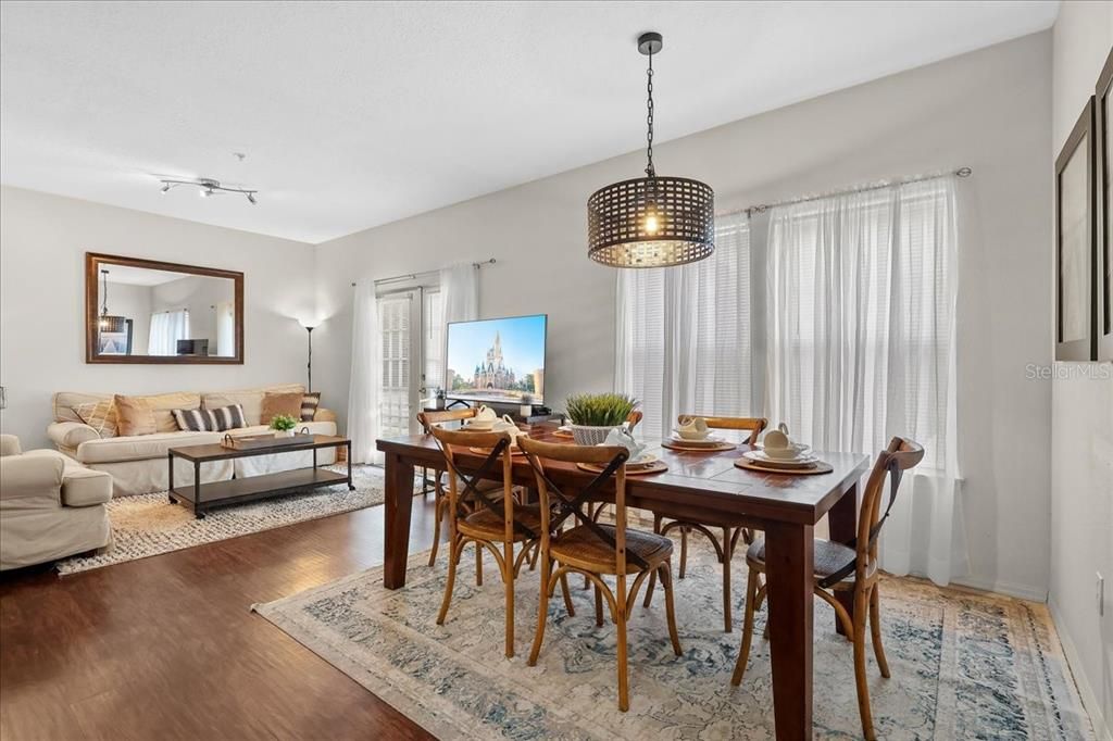 For Rent: $2,700 (4 beds, 3 baths, 1694 Square Feet)