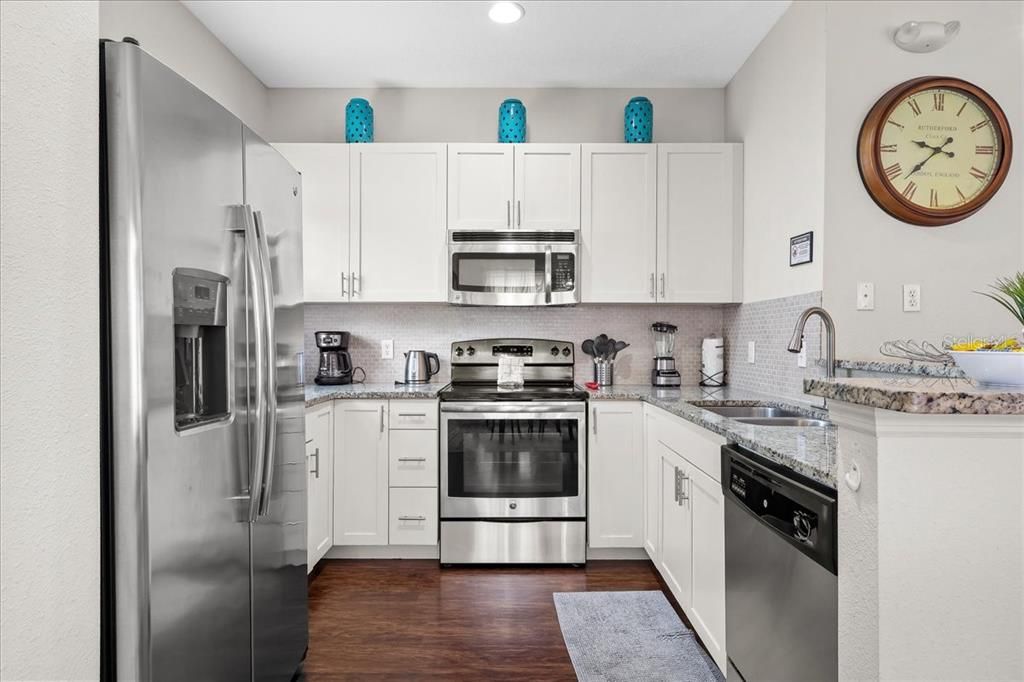 For Rent: $2,700 (4 beds, 3 baths, 1694 Square Feet)
