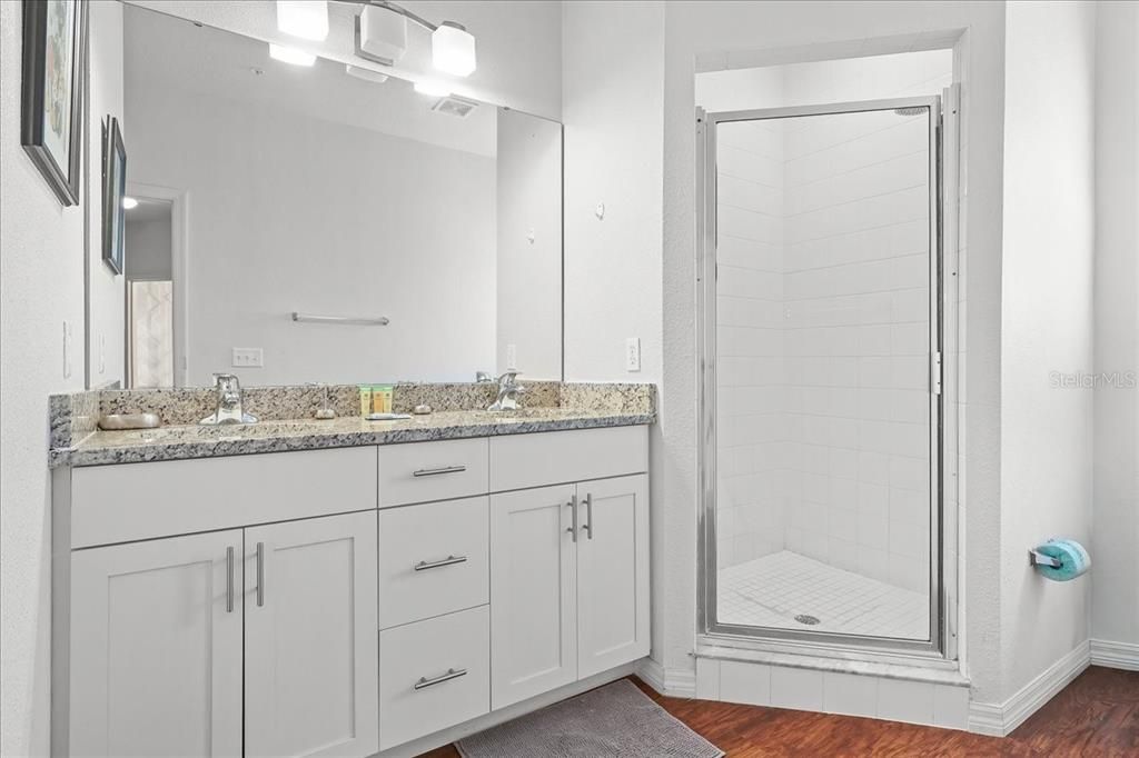 For Rent: $2,700 (4 beds, 3 baths, 1694 Square Feet)
