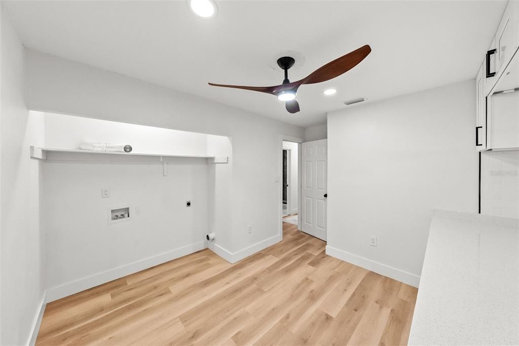 For Sale: $549,000 (5 beds, 3 baths, 2364 Square Feet)