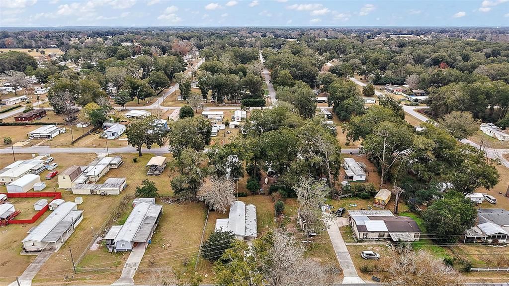For Sale: $125,000 (2 beds, 1 baths, 840 Square Feet)