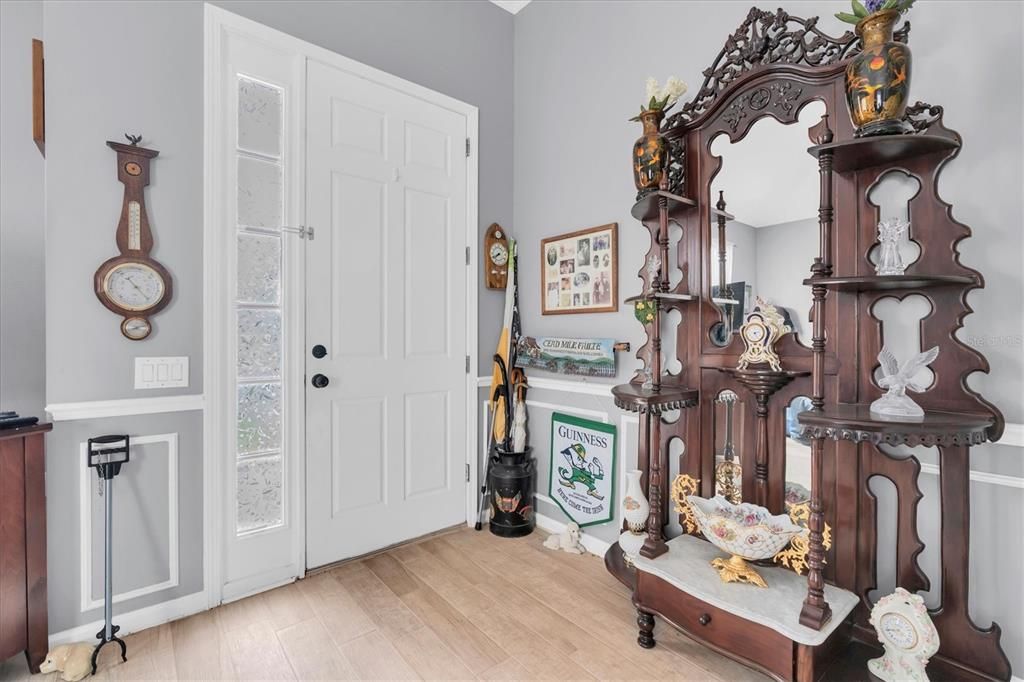For Sale: $374,900 (4 beds, 2 baths, 2207 Square Feet)