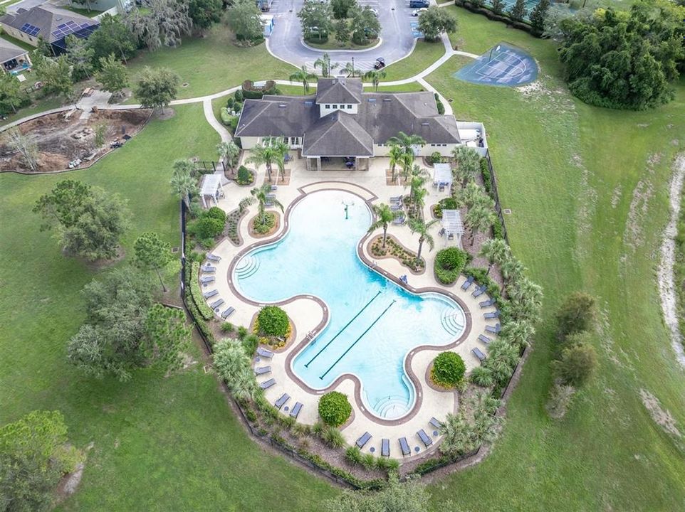 For Sale: $374,900 (4 beds, 2 baths, 2207 Square Feet)