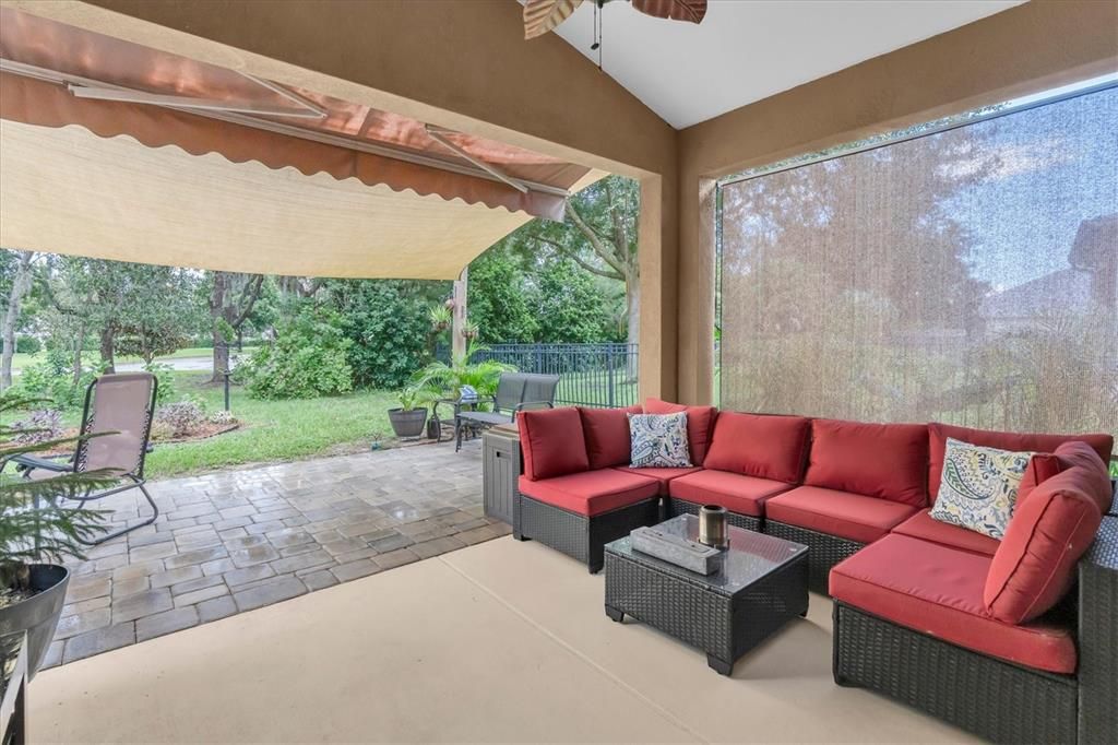 For Sale: $374,900 (4 beds, 2 baths, 2207 Square Feet)