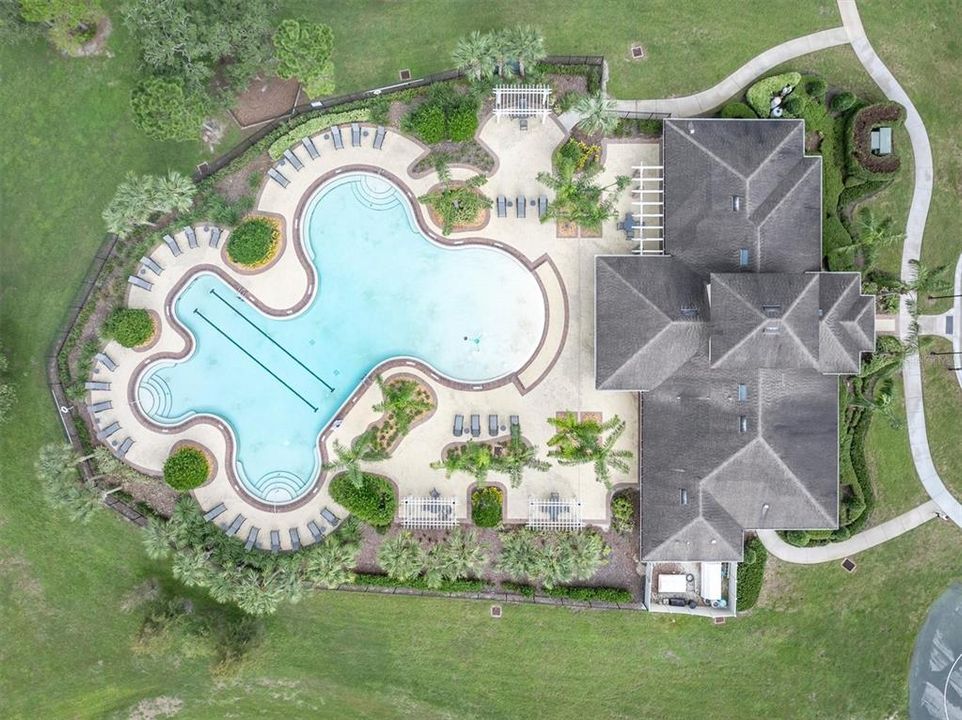 For Sale: $374,900 (4 beds, 2 baths, 2207 Square Feet)